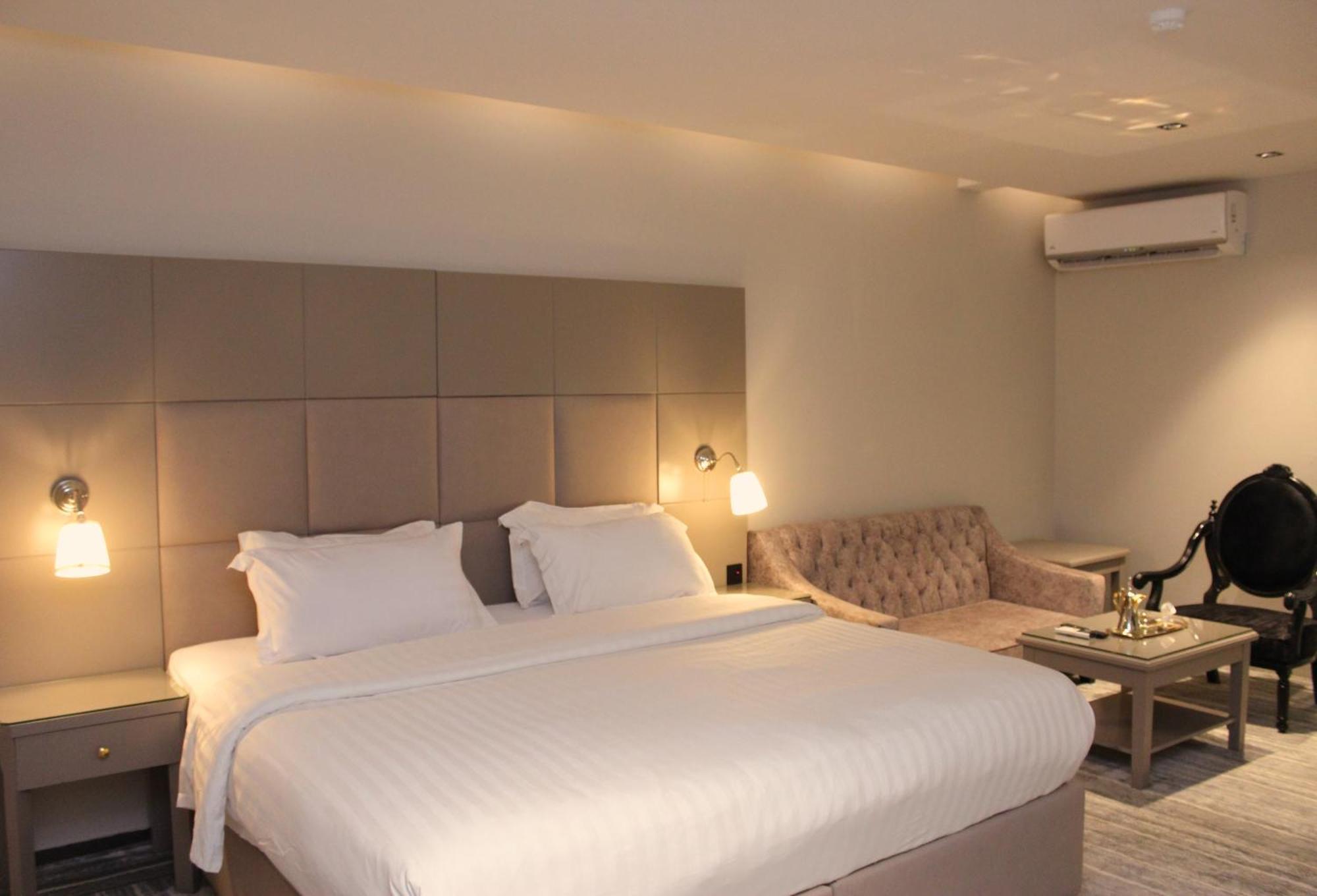 Sharz Hotel Buraidah Eksteriør billede