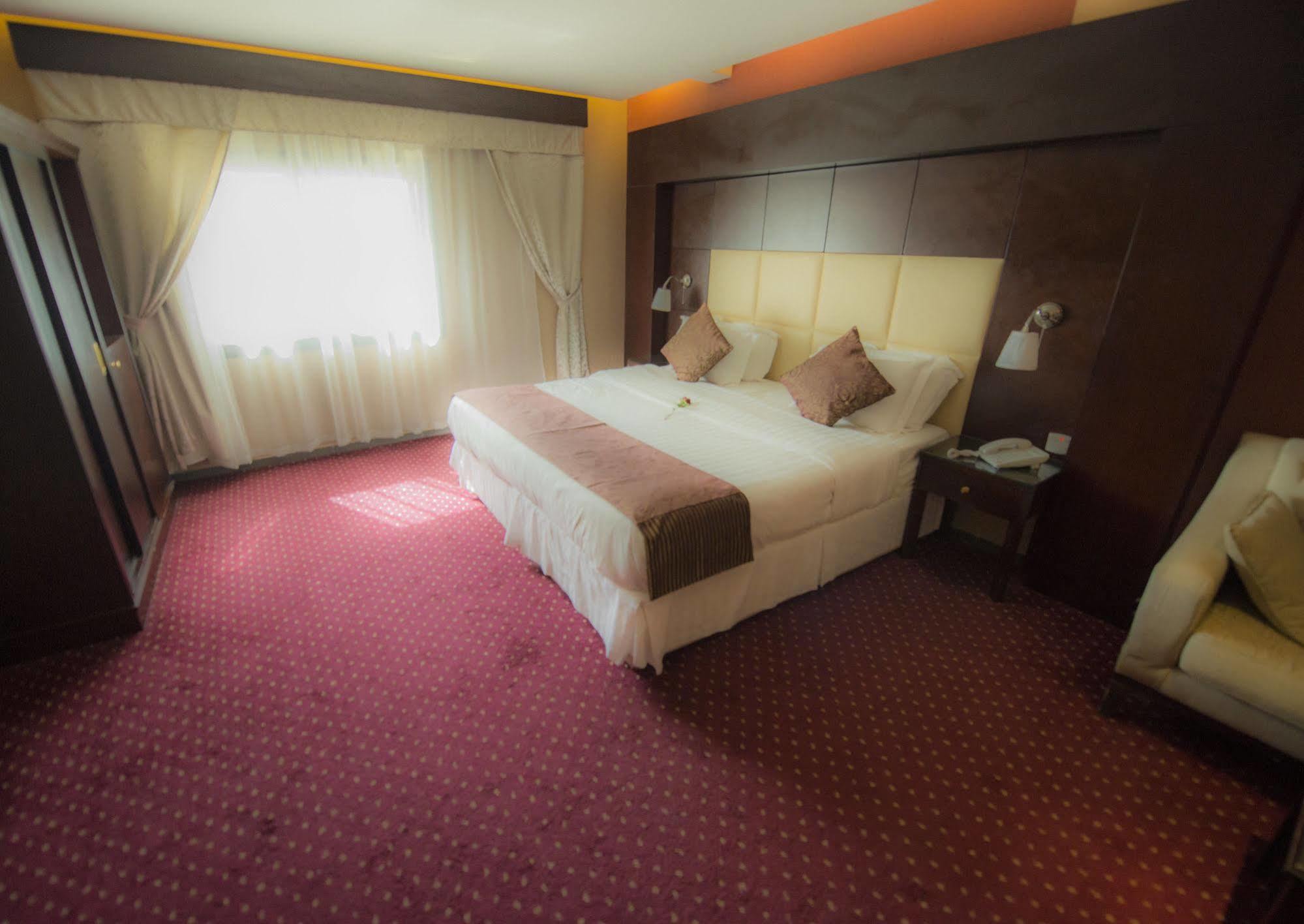 Sharz Hotel Buraidah Eksteriør billede